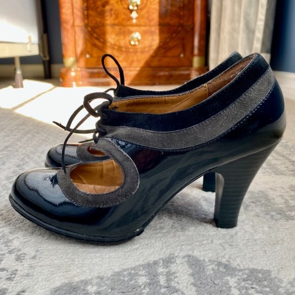 EuroSoft Black Patent Leather and Suede Mary Jane Heels - Picture 2 of 10